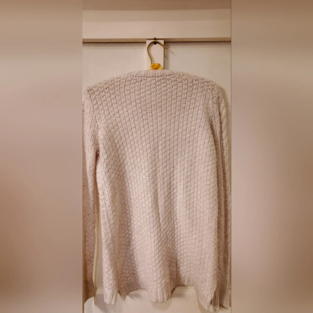 Aeropostale sweater - Picture 3 of 3
